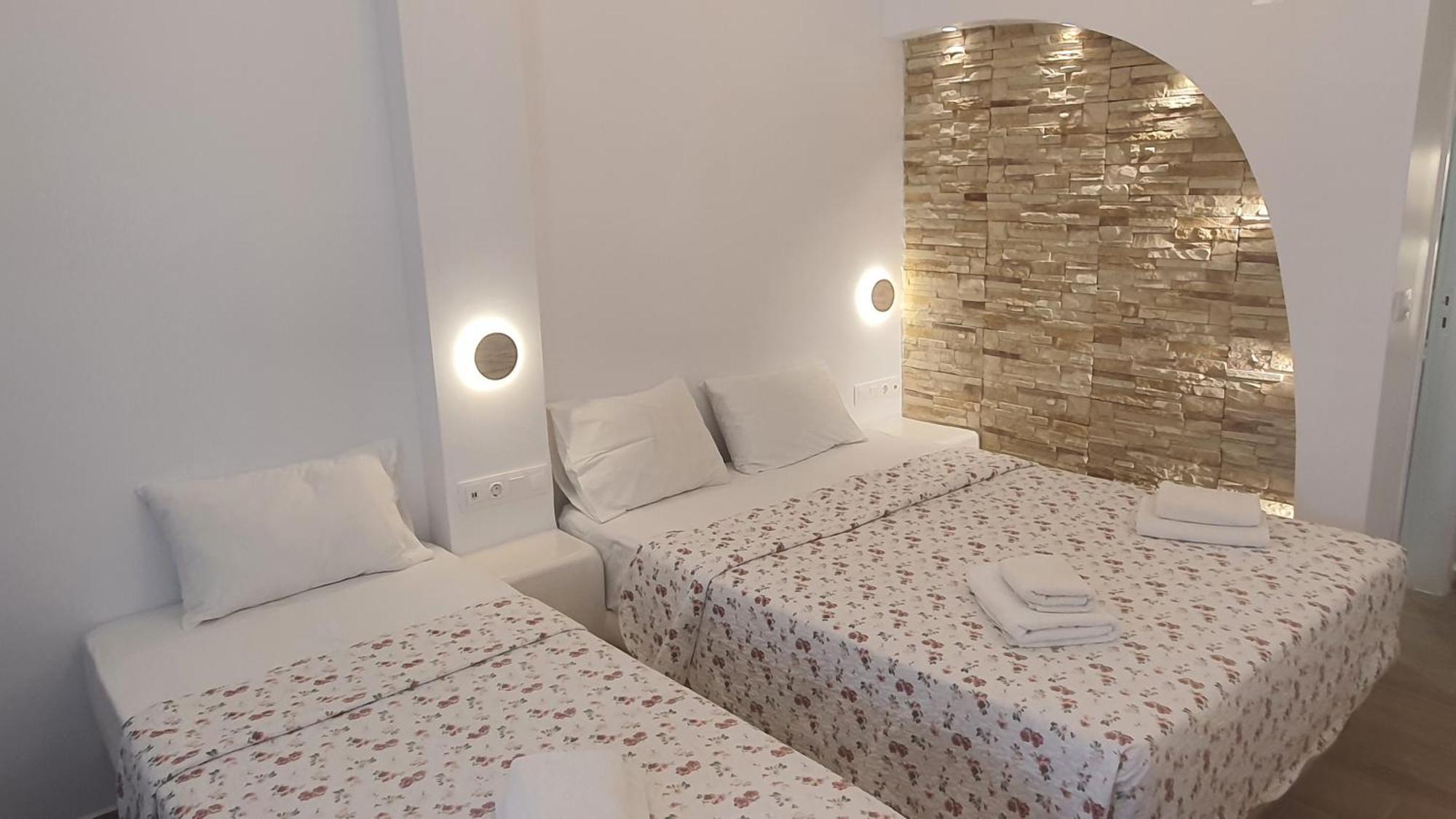Augusta Studios & Apartments Nausa Exteriér fotografie